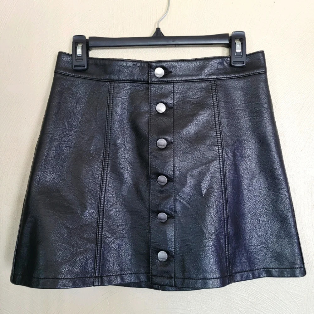 Express Black Faux Leather Button Down Mini Skirt Size Women's 0